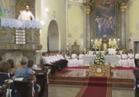 Elsőáldozás: 28 gyerek részesült az oltáriszentségben