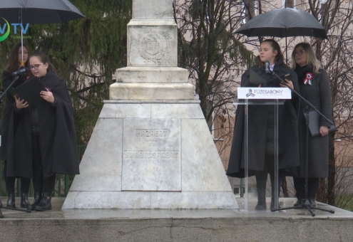 Március 15.: Megemlékezés és koszorúzás