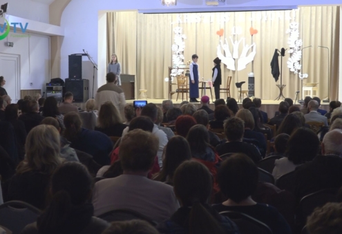10 éves az egyházi oktatás Füzesabonyban