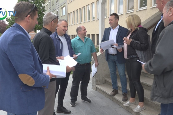 Helyhatósági választás. A Fidesz-KDNP helyi szervezete adta le elsőként az ajánlóíveket