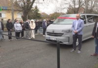 Új kisbuszt kapott a Remenyik