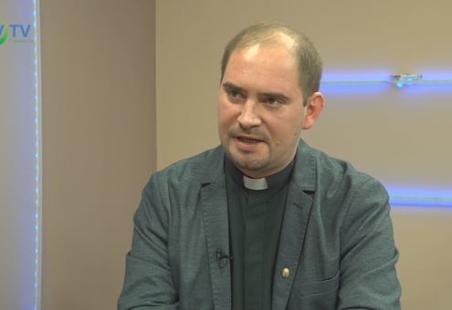 Bemutatkozik Liga Konrád atya