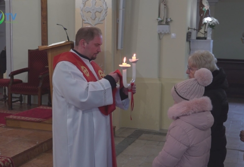 Balázsáldás a vasárnapi szentmisén