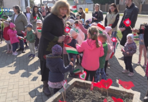 Együvé tartozás és hazaszeretet az óvodákban is