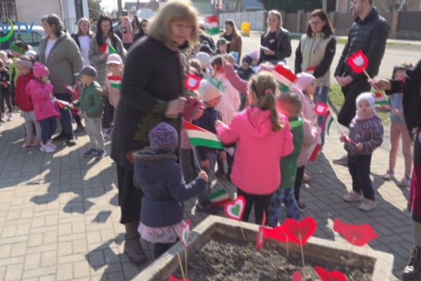 Együvé tartozás és hazaszeretet az óvodákban is