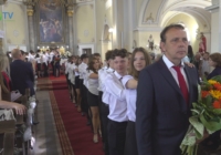 Elballagtak a katolikus iskolából