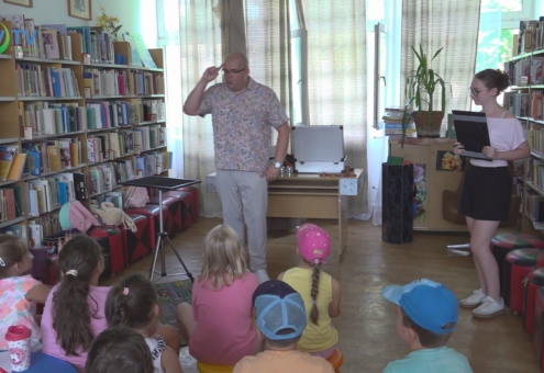 Könyvtár tábor