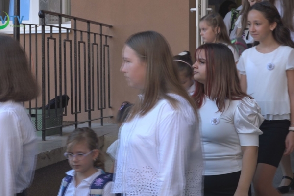 30 elsős kezdte meg tanulmányait
